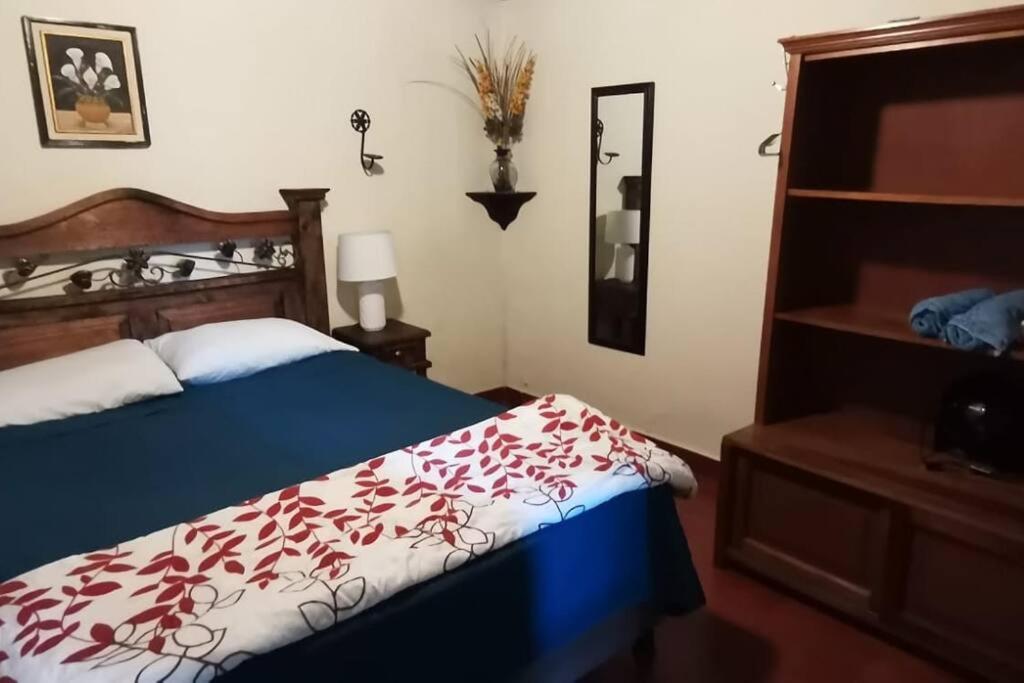 Beautiful Apto 4 blocks from Antigua's Park view 5