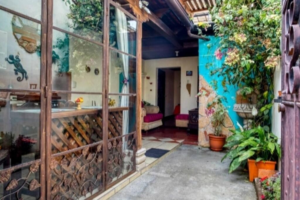 Beautiful Apto 4 blocks from Antigua's Park view 3