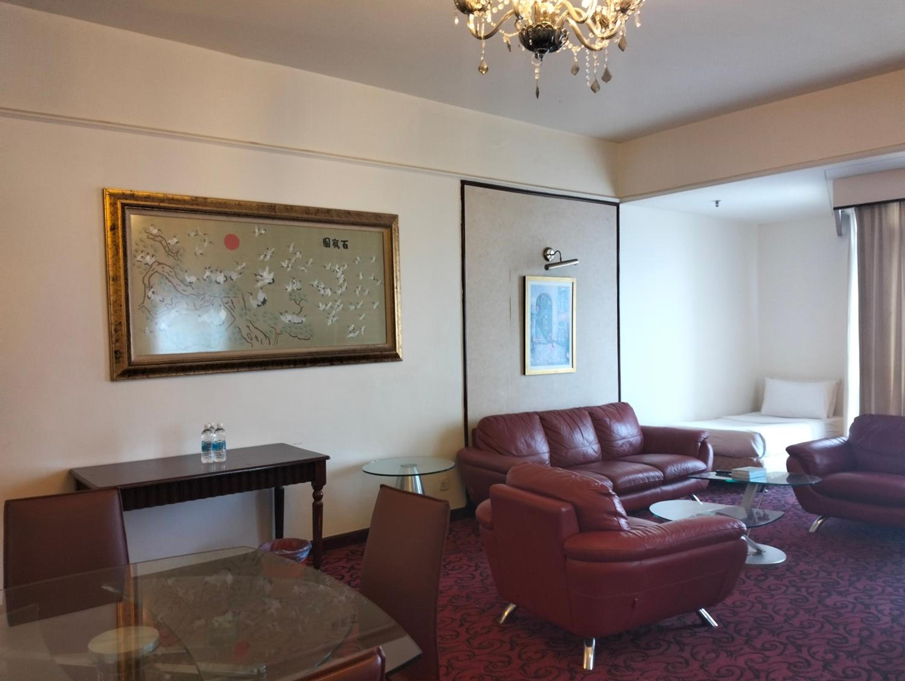 Berjaya Times Square Service Suite By Luna
