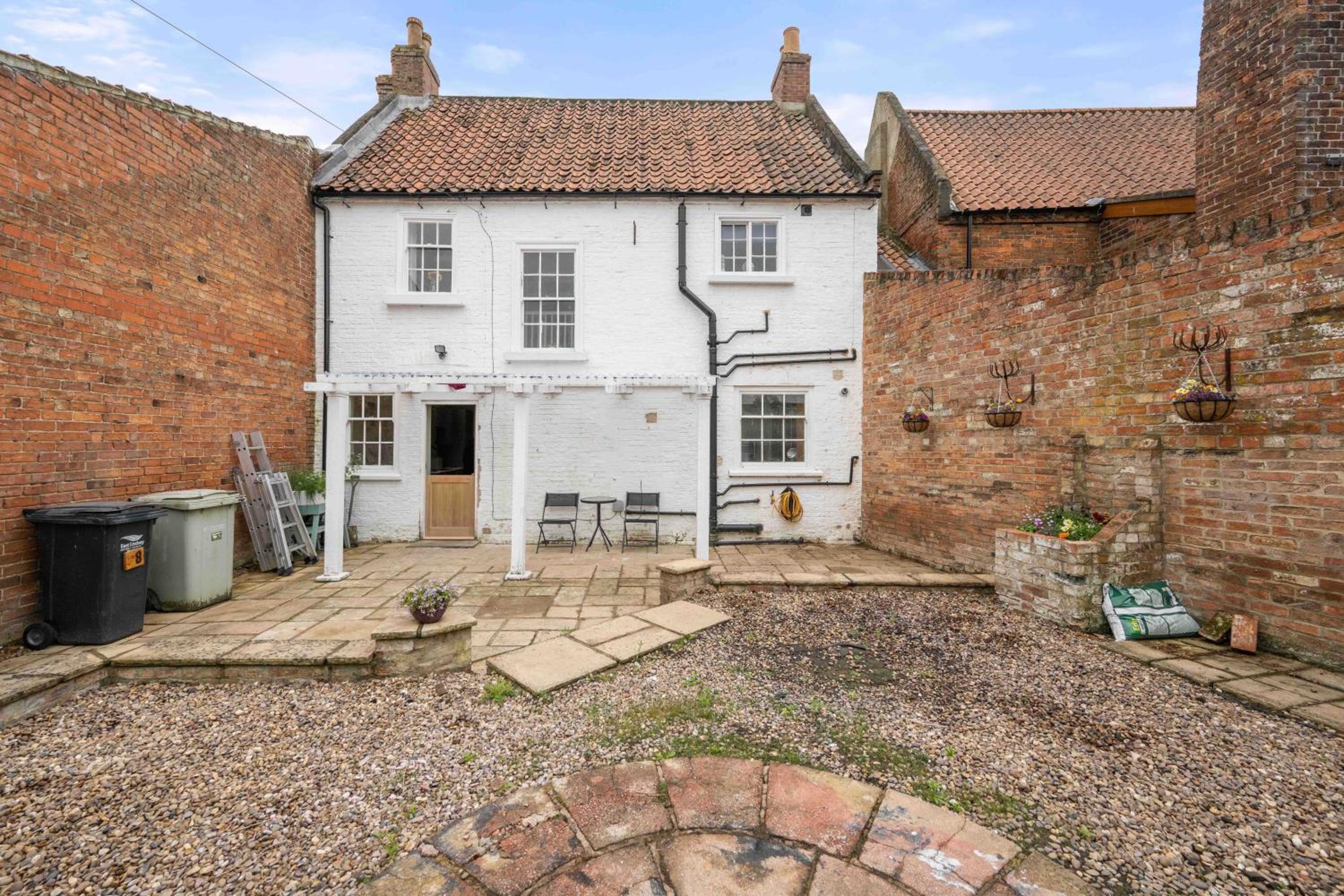 Monument House Horncastle