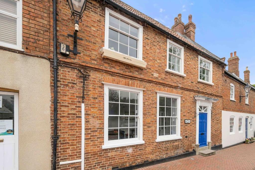 Monument House Horncastle