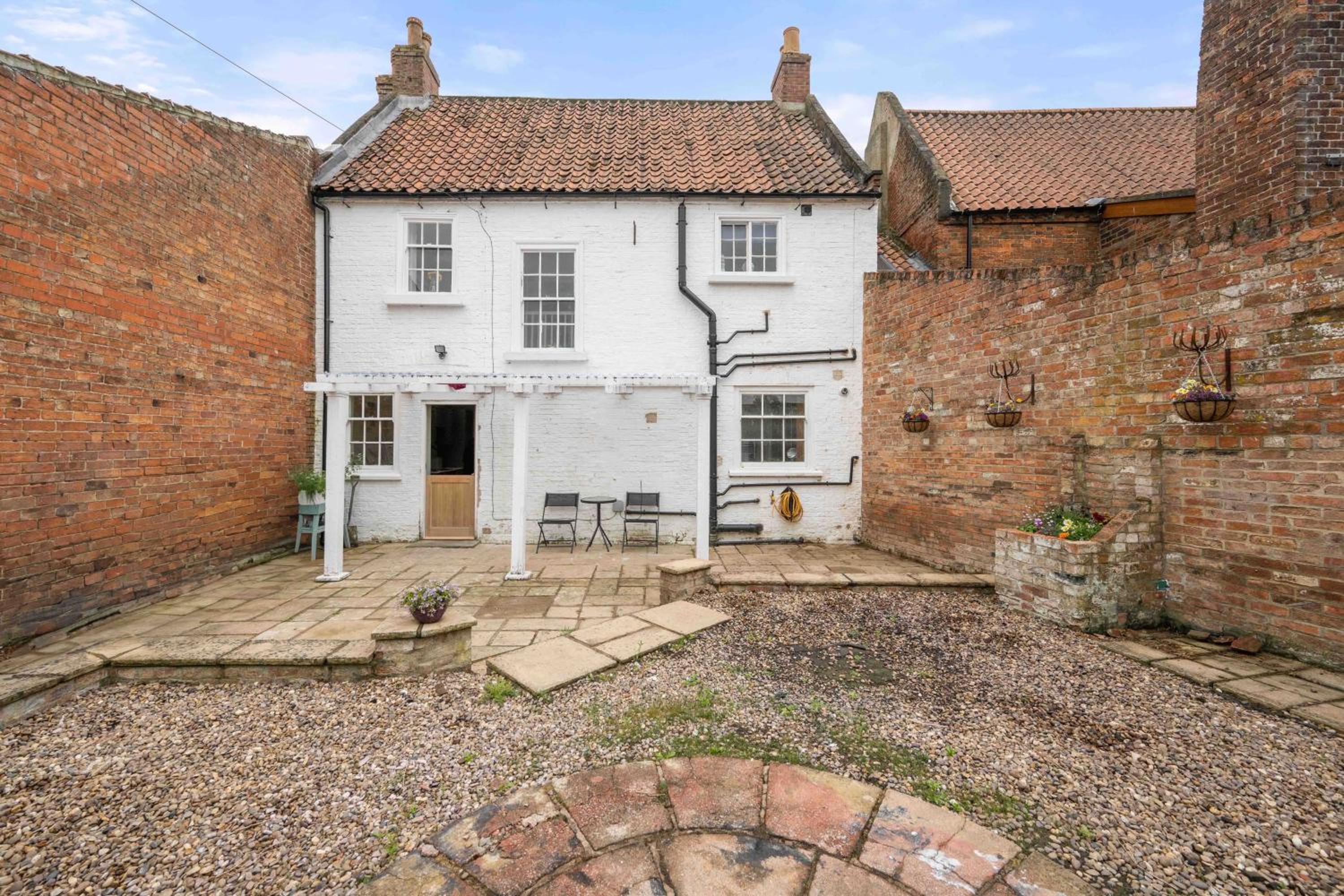 Monument House Horncastle