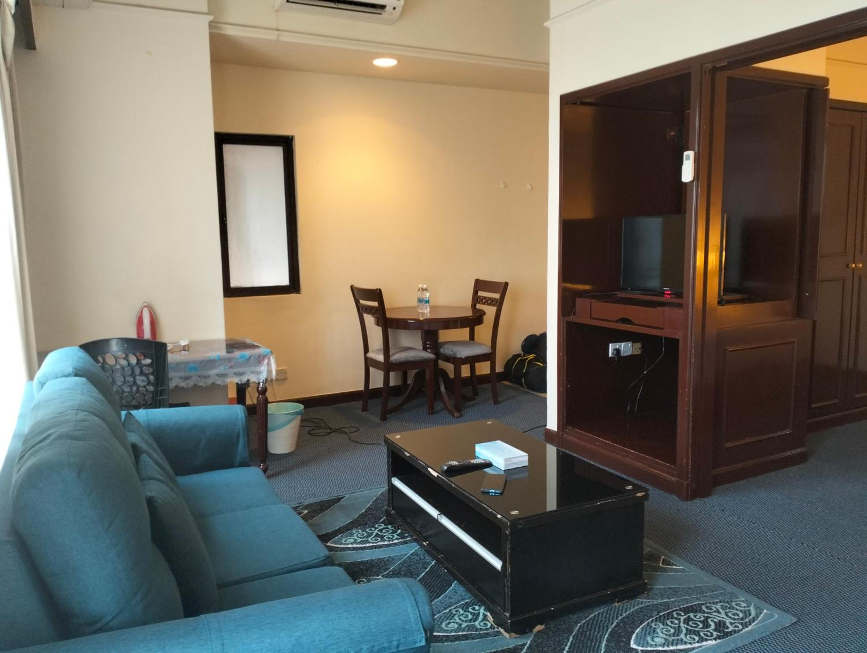 Berjaya Times Square Service Suite By Luna