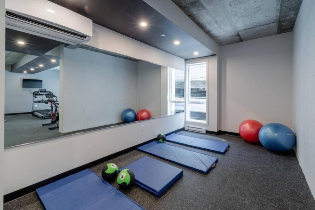 City Center, 2 bathroom, AC, Parking, Pool