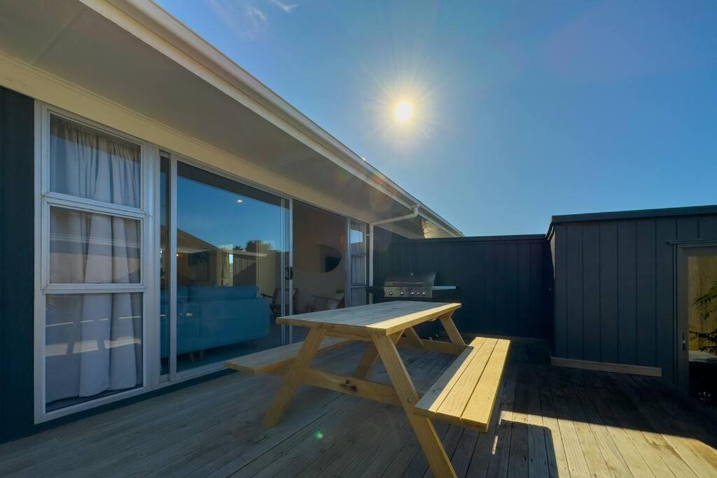Tranquil Retreat in Red Beach view 5