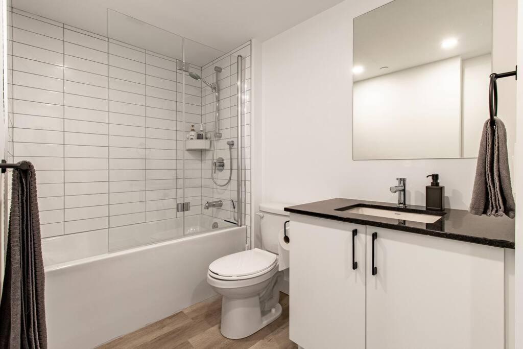 City Center, 2 bathroom, AC, Parking, Pool