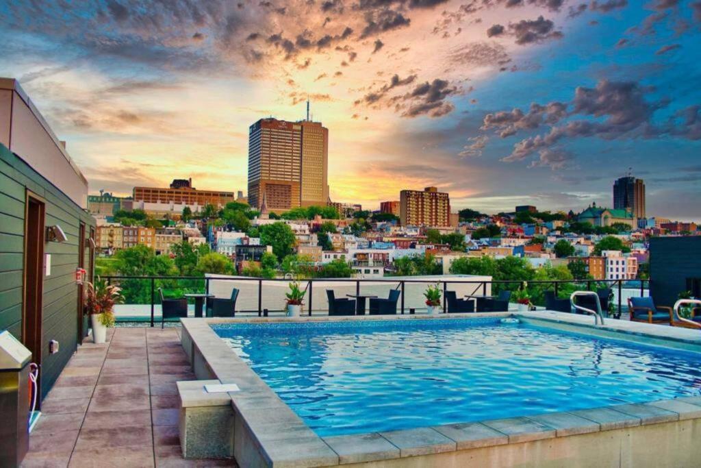 City Center, 2 bathroom, AC, Parking, Pool