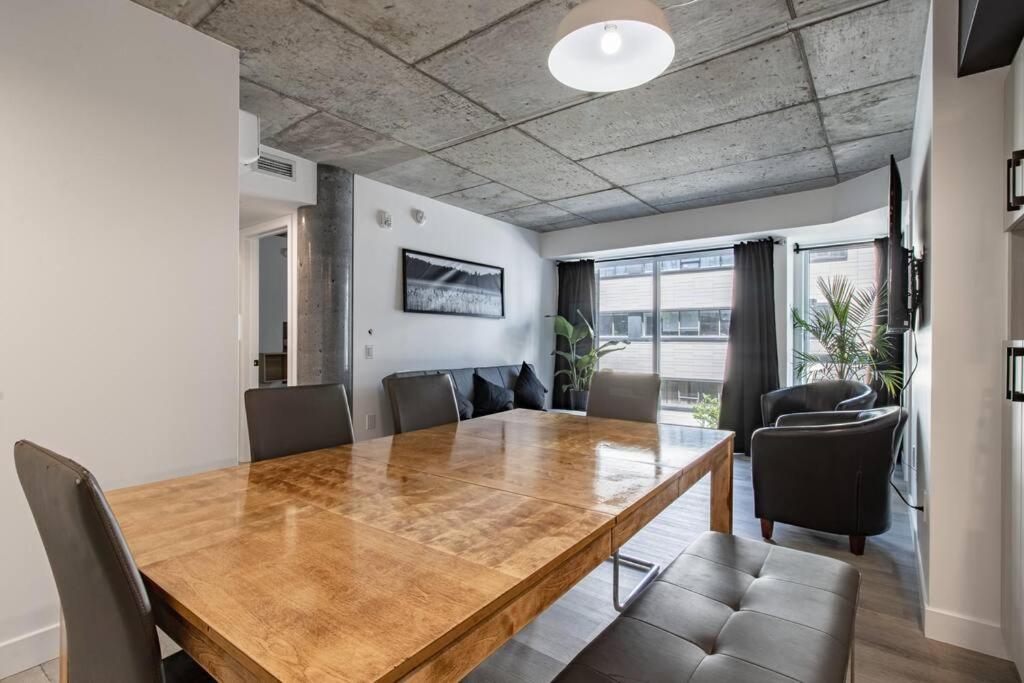 City Center, 2 bathroom, AC, Parking, Pool