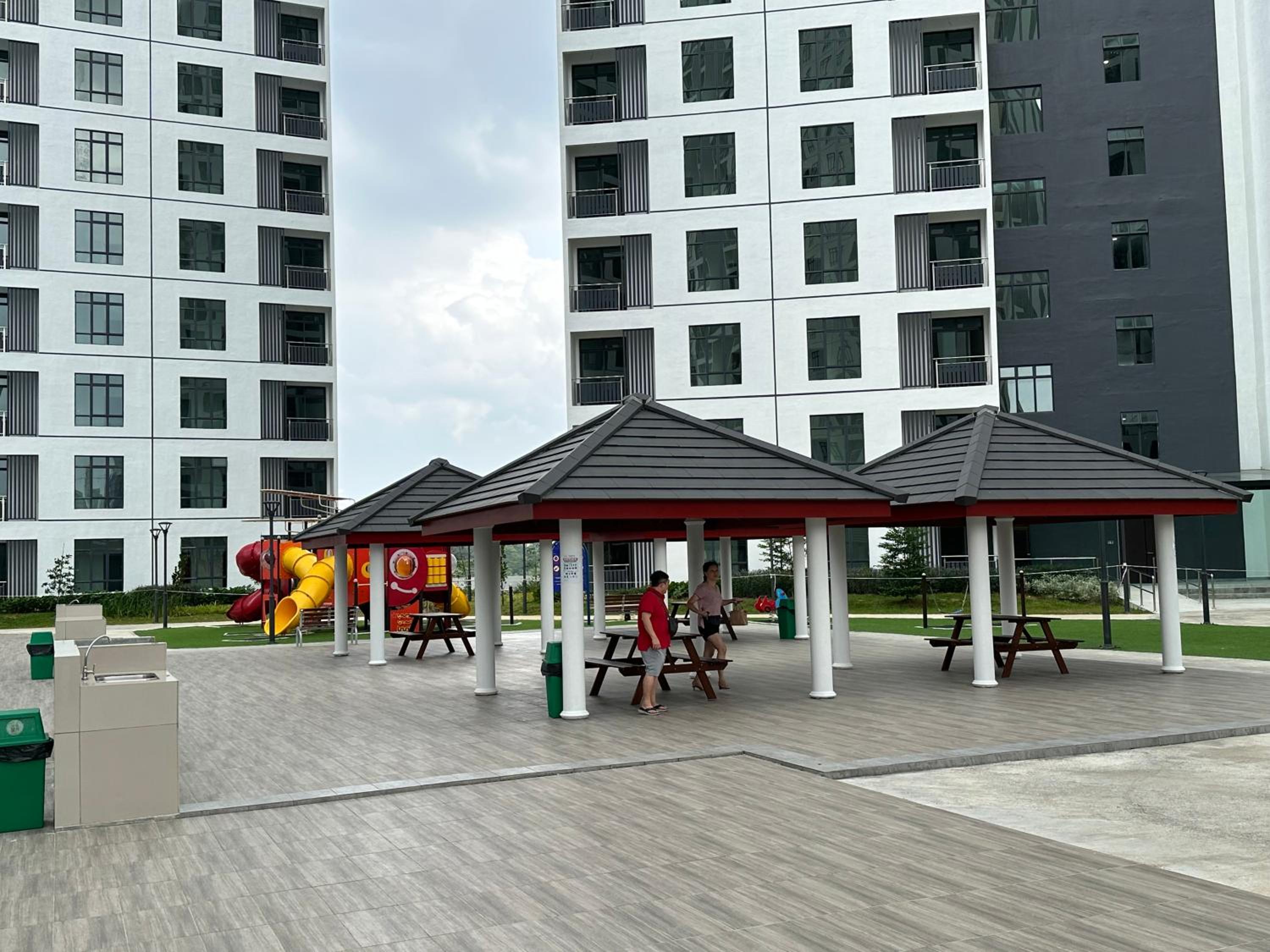 Cozy Studio KSL Residence2 Jb
