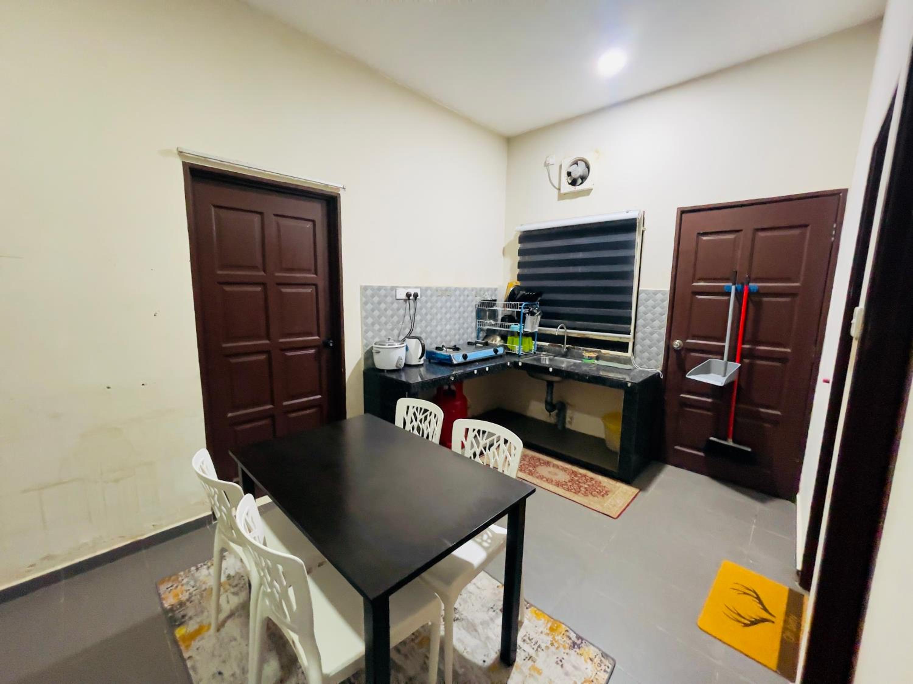 Rania Homestay Beserah Kuantan