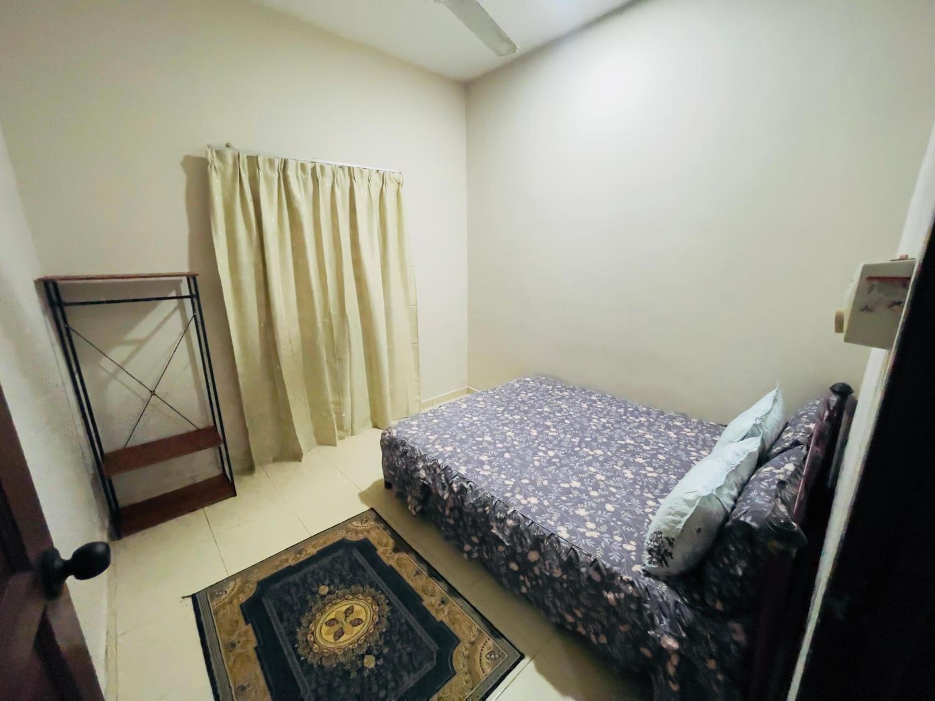 Rania Homestay Beserah Kuantan
