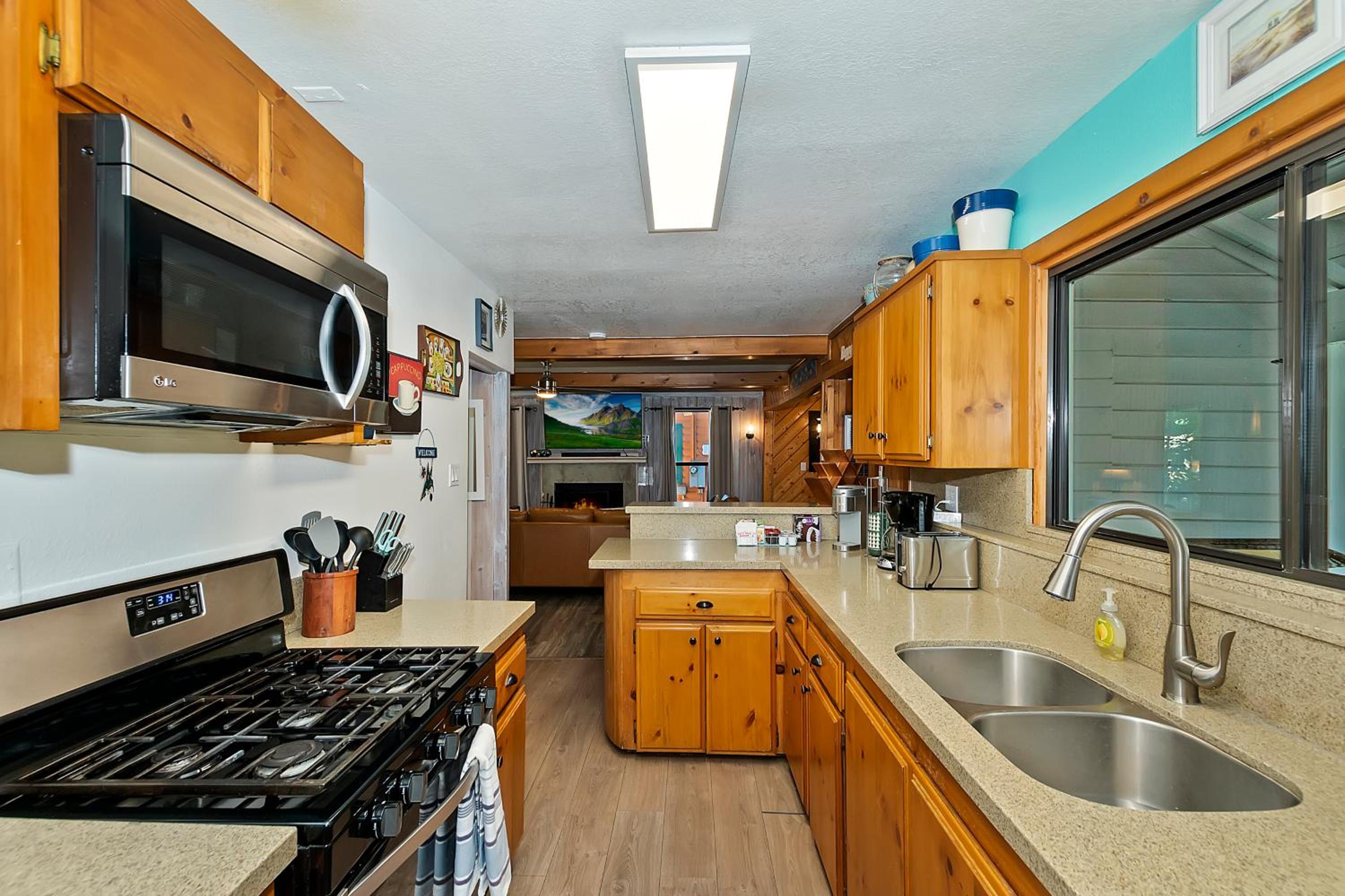 Photo 12