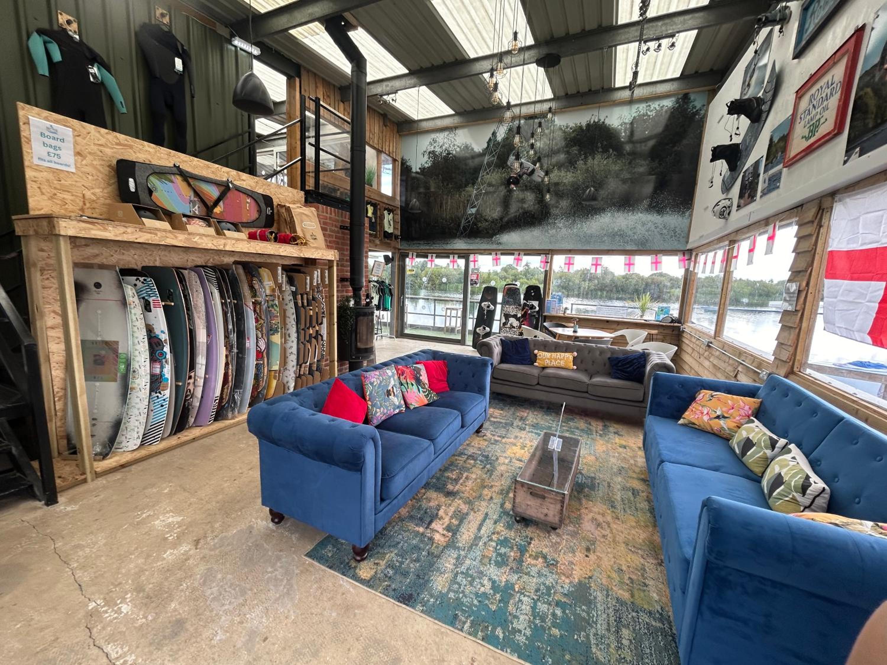 lounge