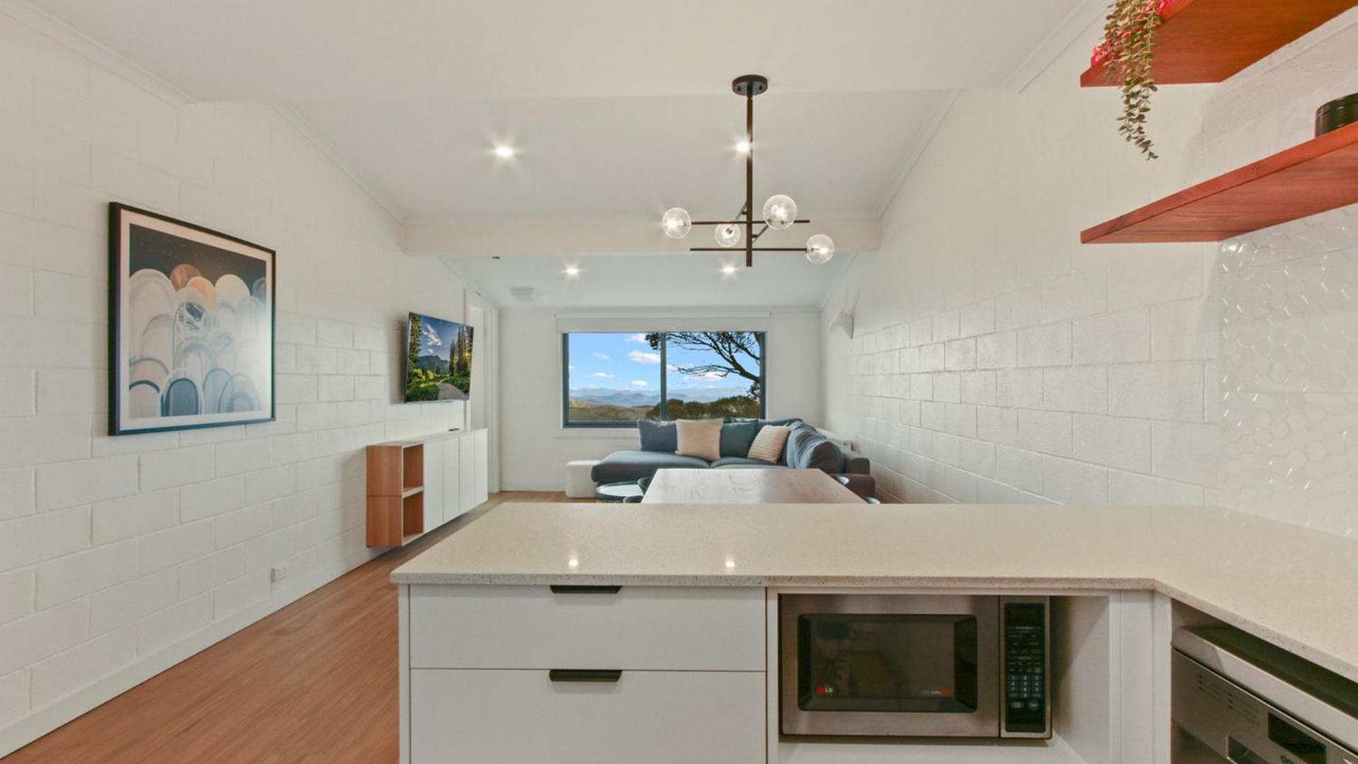 Alpine Heights 9