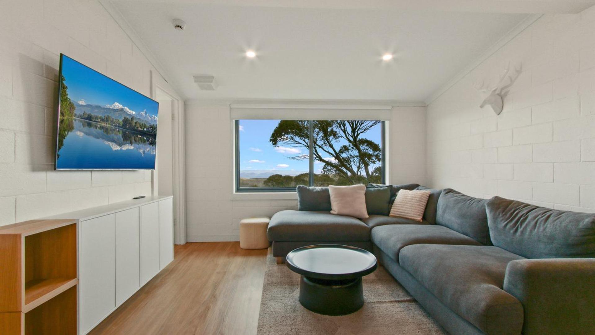 Alpine Heights 9