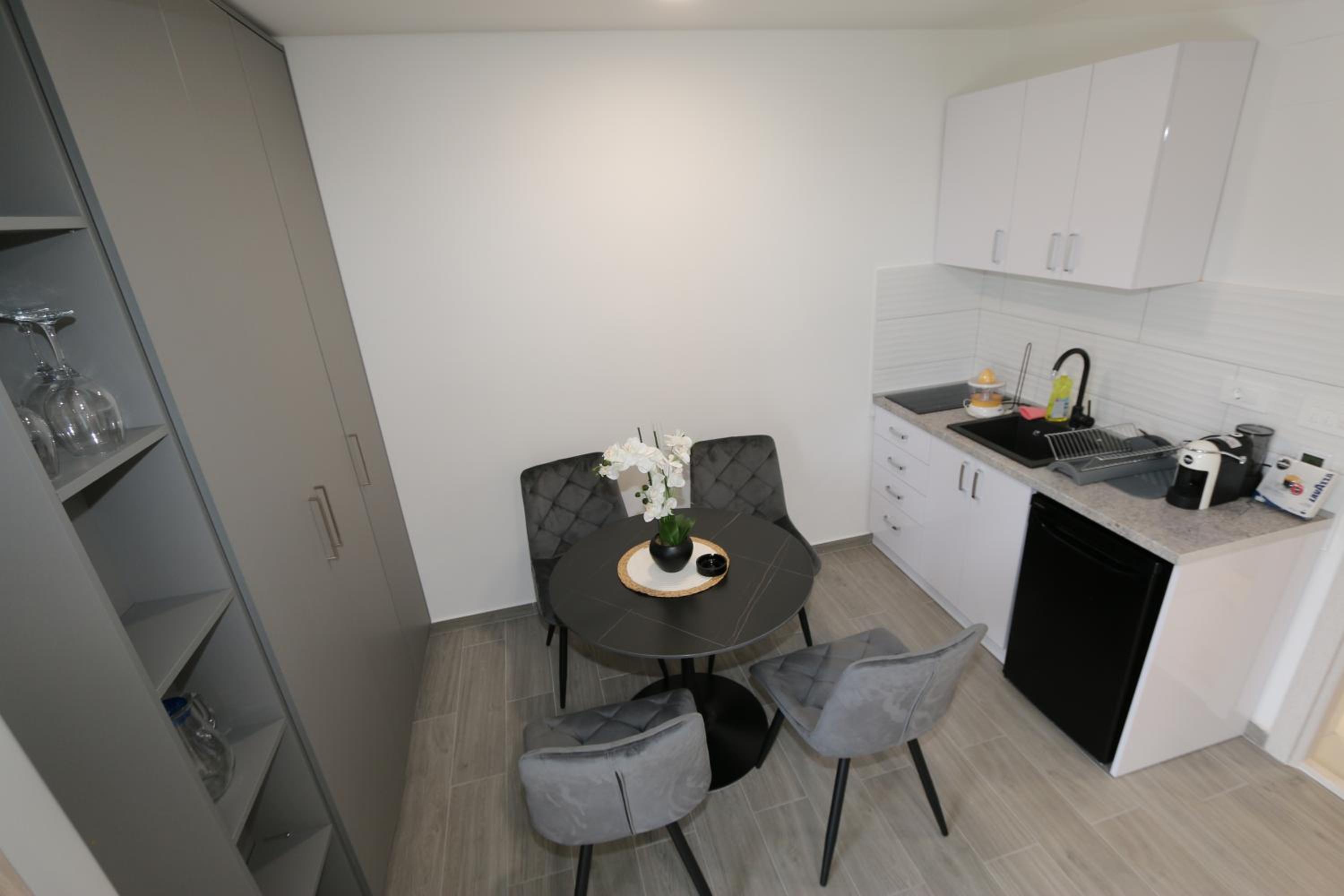 Apartments Port View