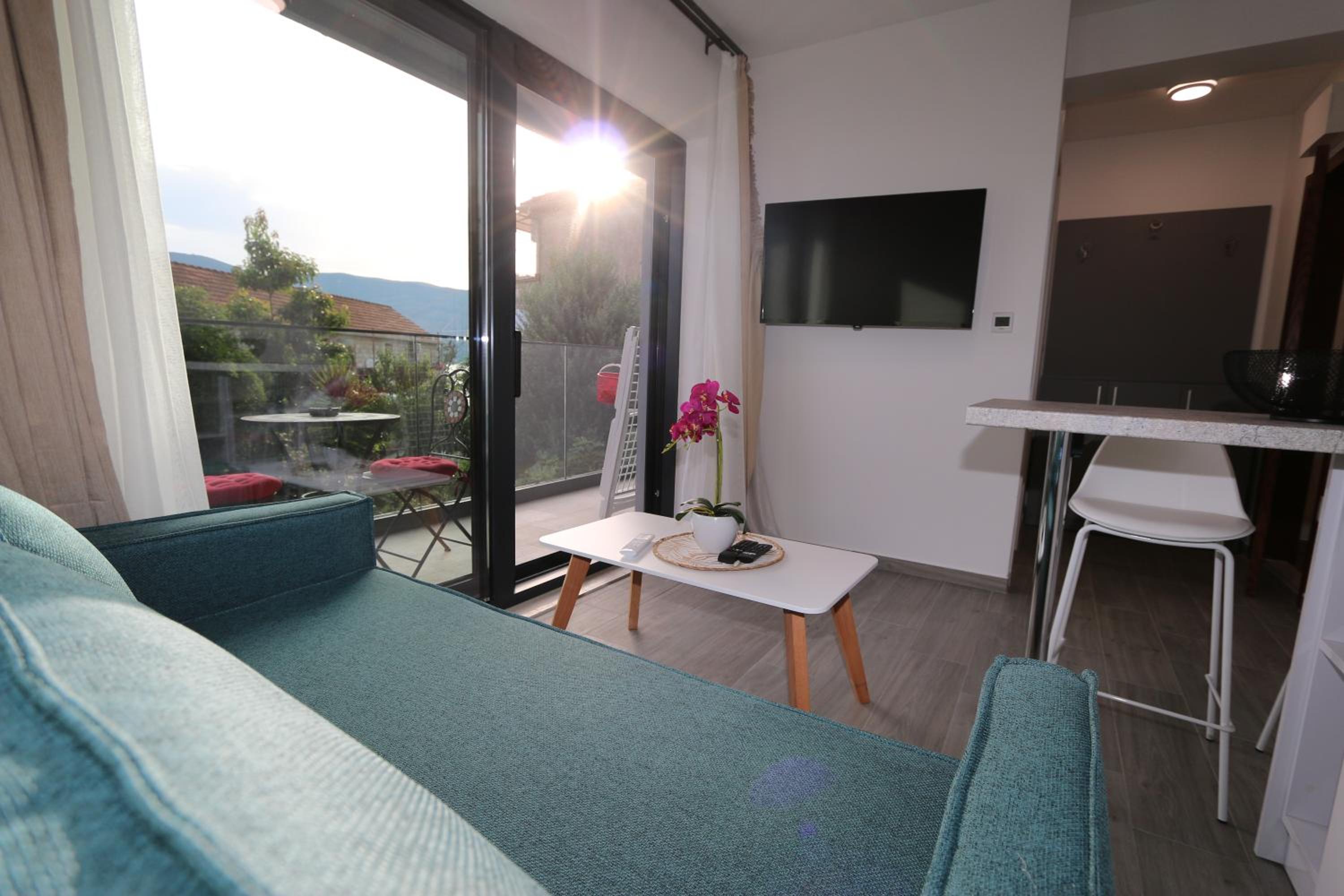 Apartments Port View