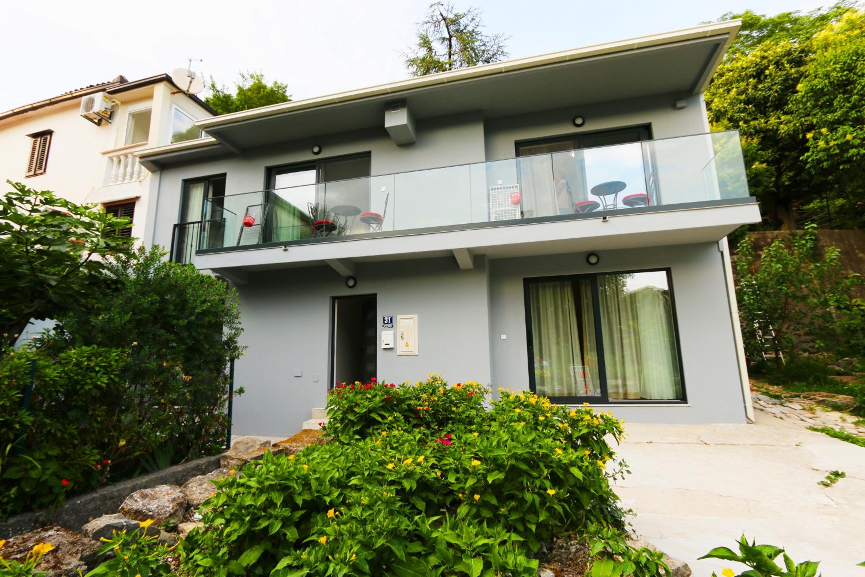 Apartments Port View