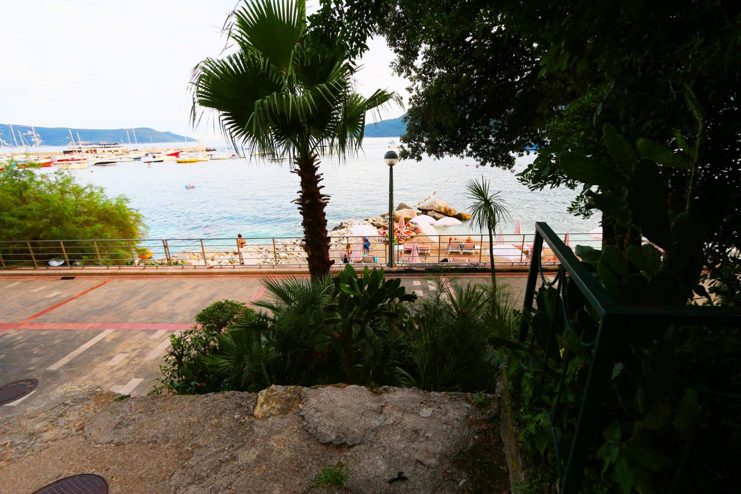 Apartments Port View