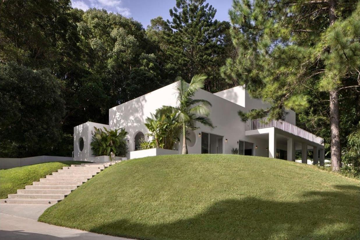 Casa Campana By Khove