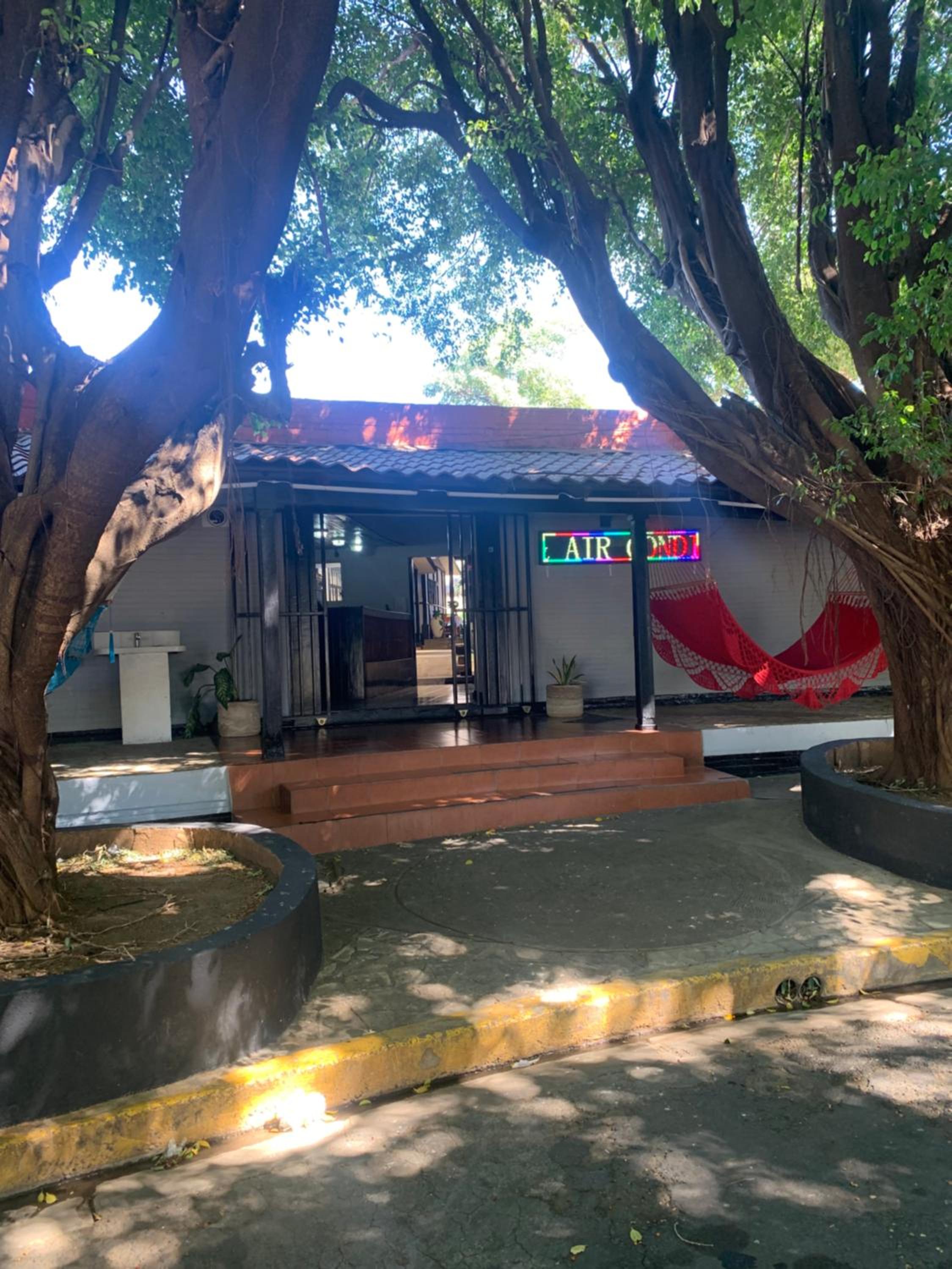 Hotel Managua Hotel and cabins - Image 1