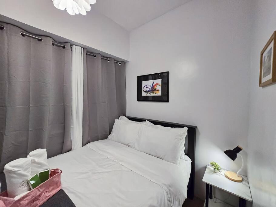 1BR Condotel Ridgewood Towers Taguig City #RW02 view 2