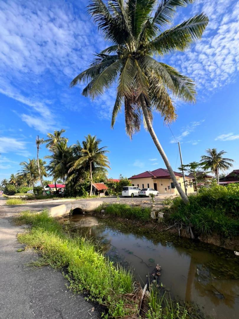 Inap Santai Tokwan Maktok Sawah View