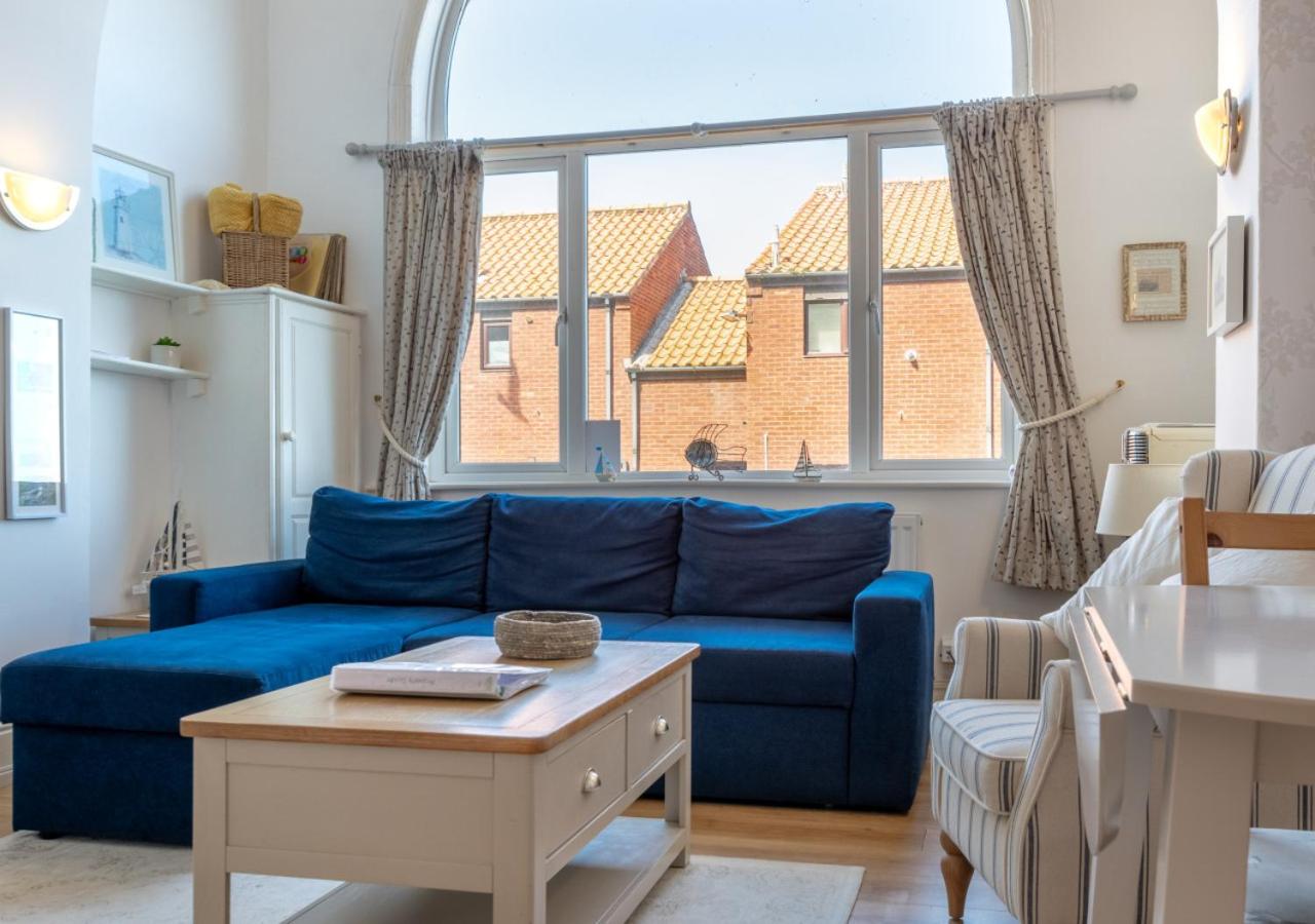 1 Bed in Whitby oc-w427