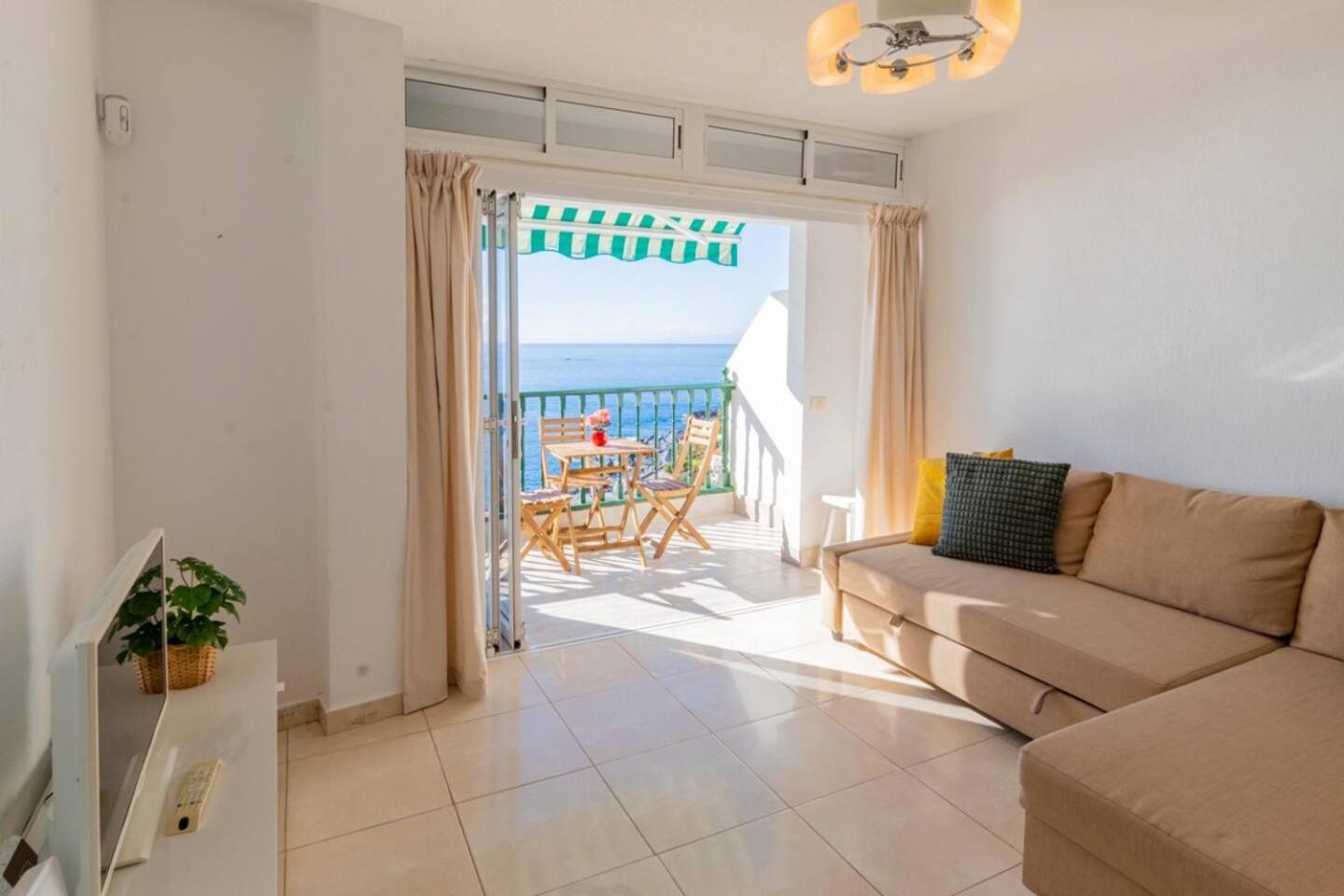 Sound of the Ocean & Sun by Dream Homes Tenerife view 4