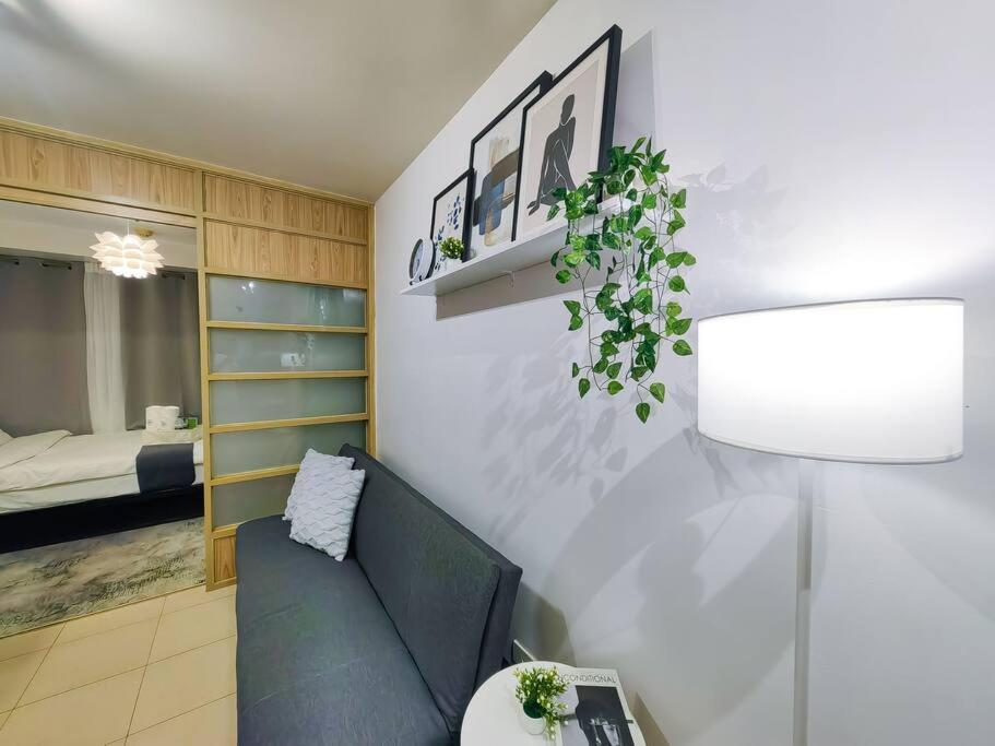1BR Condotel Ridgewood Towers Taguig City #RW03 view 4