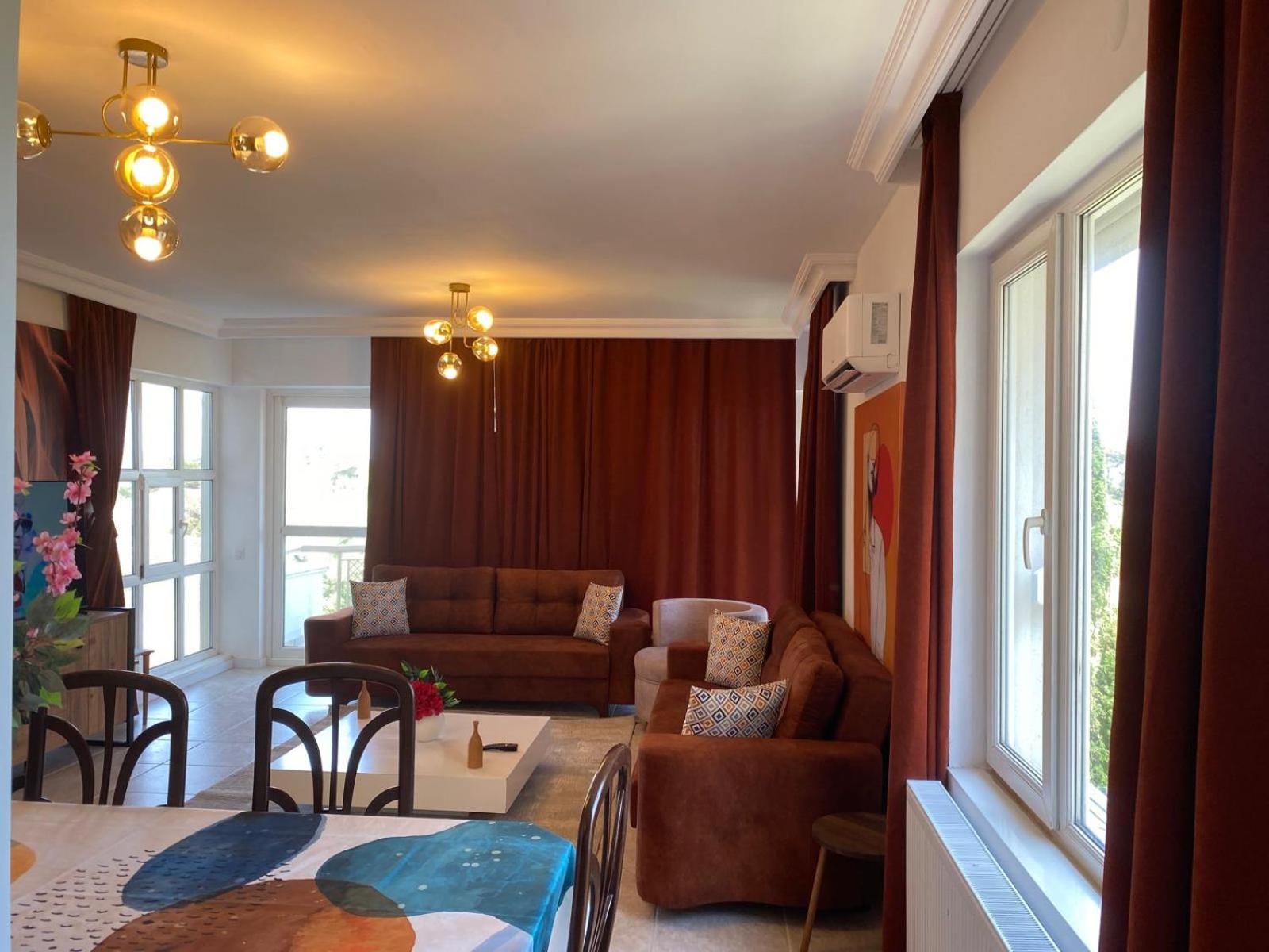 Lara Park Suites