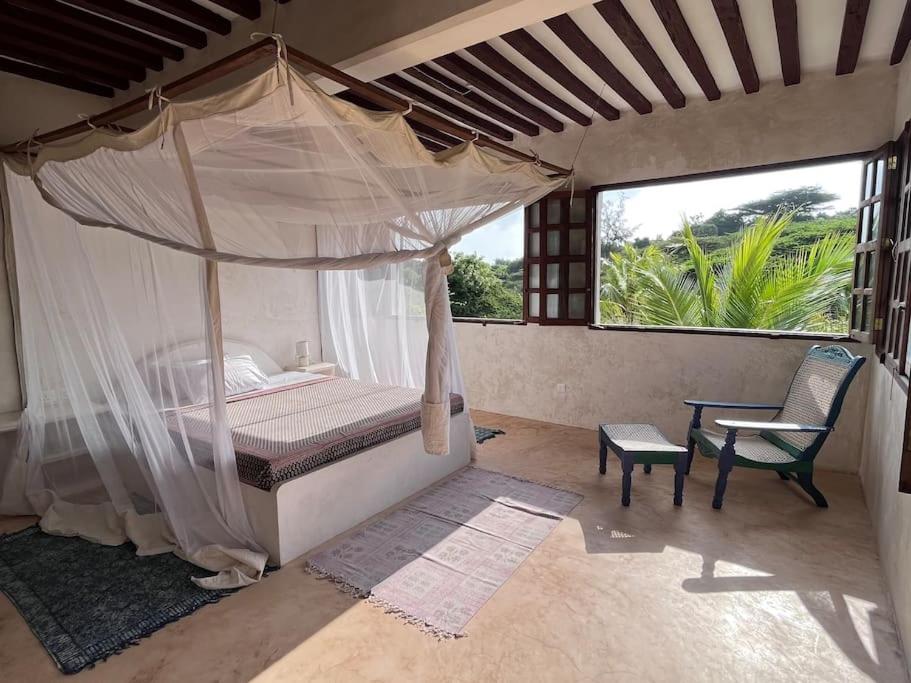 Mbibo House in the Shela Dunes view 4