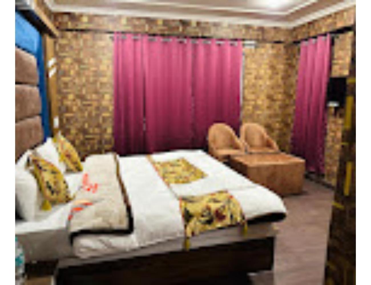 Hotel JB Palace, Tangmarg view 2