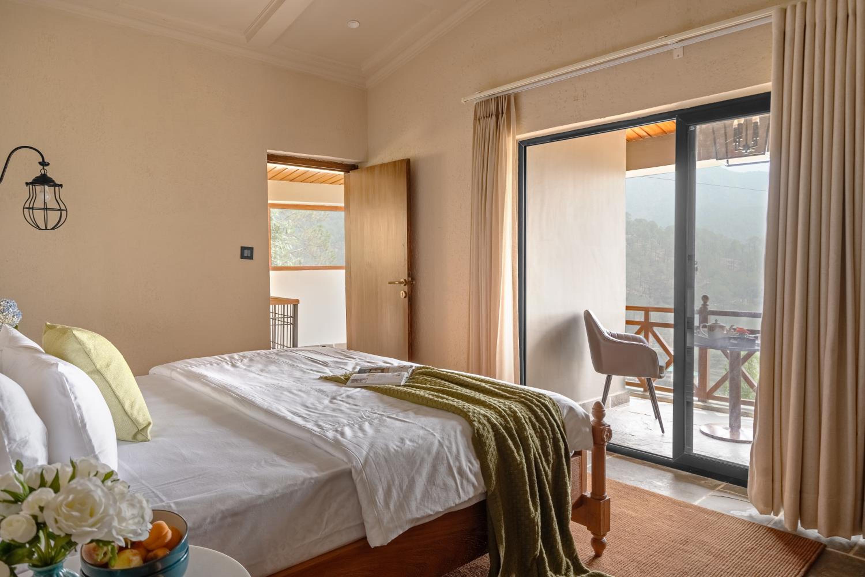 Buransh Terraces Luxury 3&4BHK Villas with Mountain View & Caretaker & Kitchen
