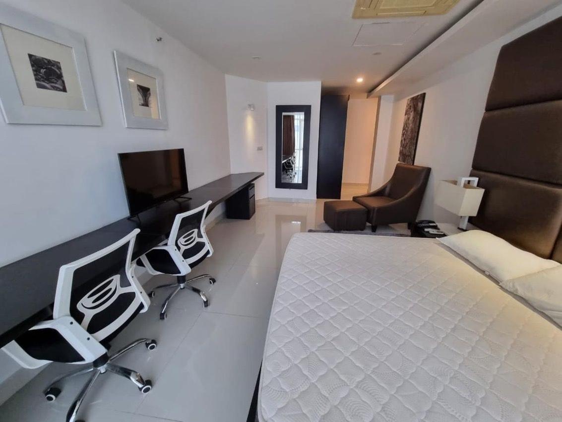 Apartment in Colombo 03 view 4