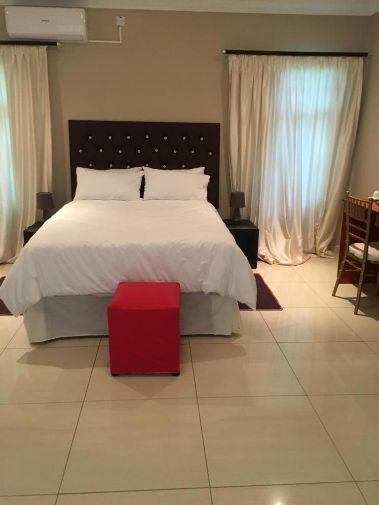 EE Maison Bed and Breakfast