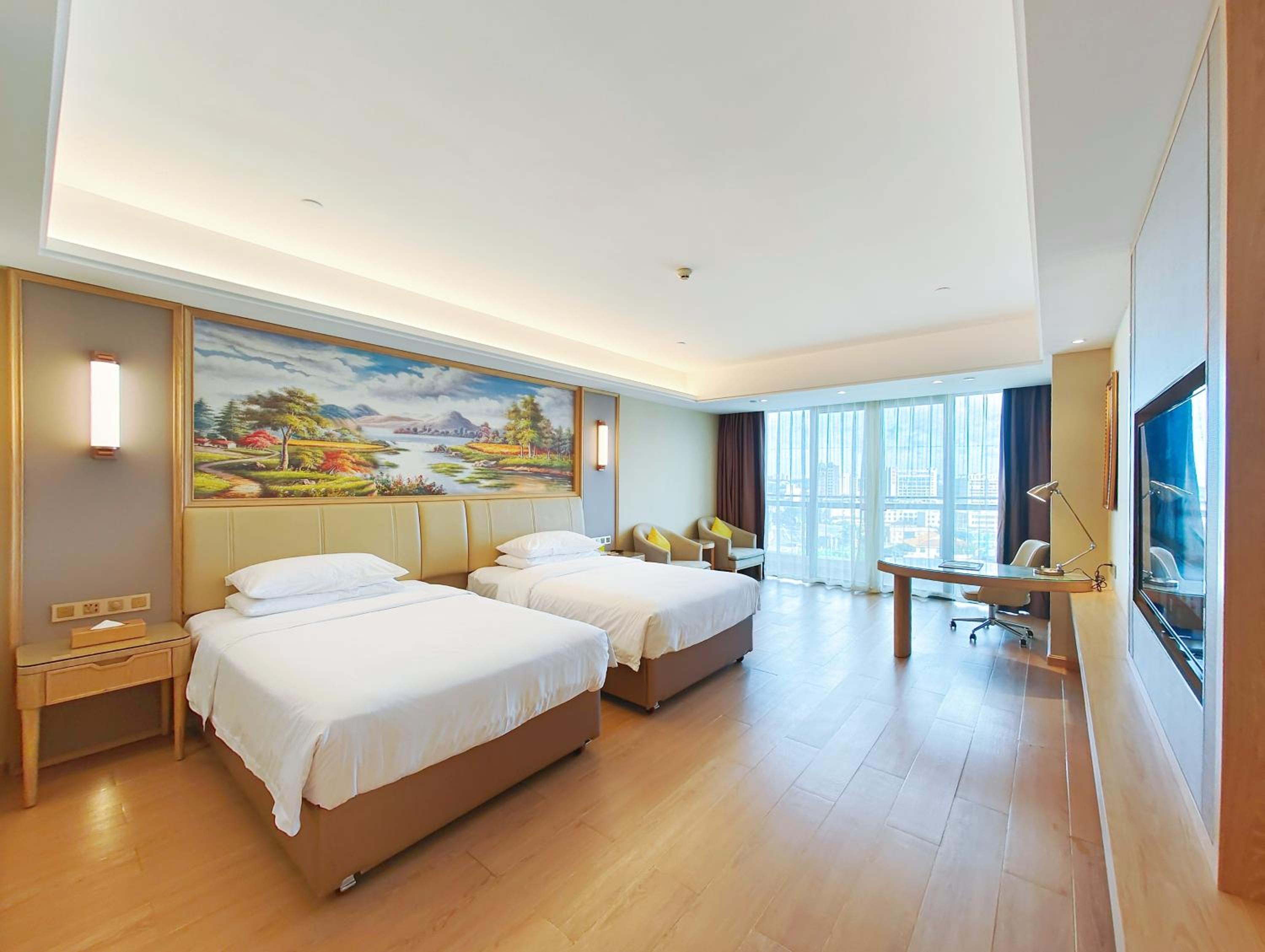 Vienna International Hotel Wenchang