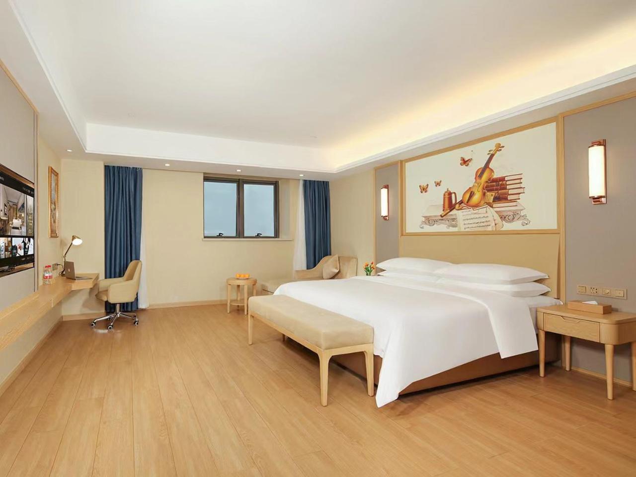 Vienna International Hotel Wenchang