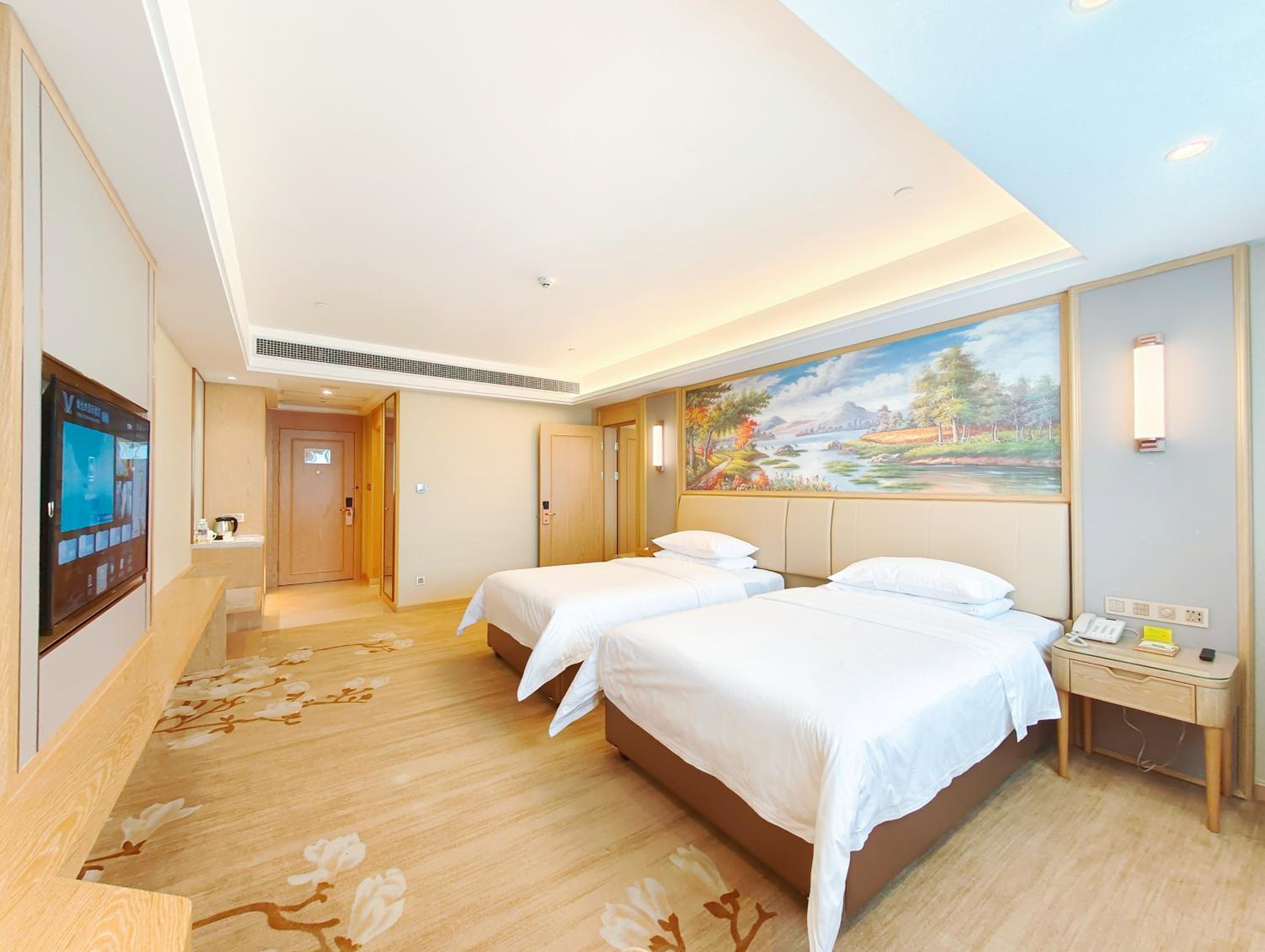 Vienna International Hotel Wenchang