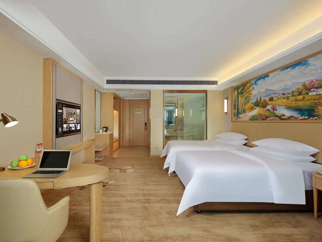 Vienna International Hotel Wenchang