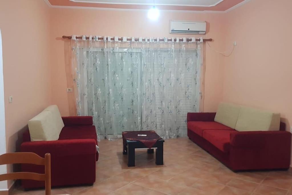 Jurgen Apartment -Yellow Flat