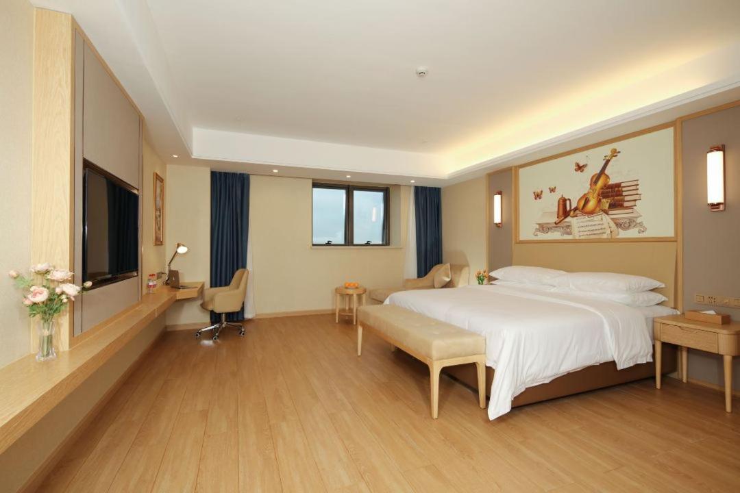 Vienna International Hotel Wenchang