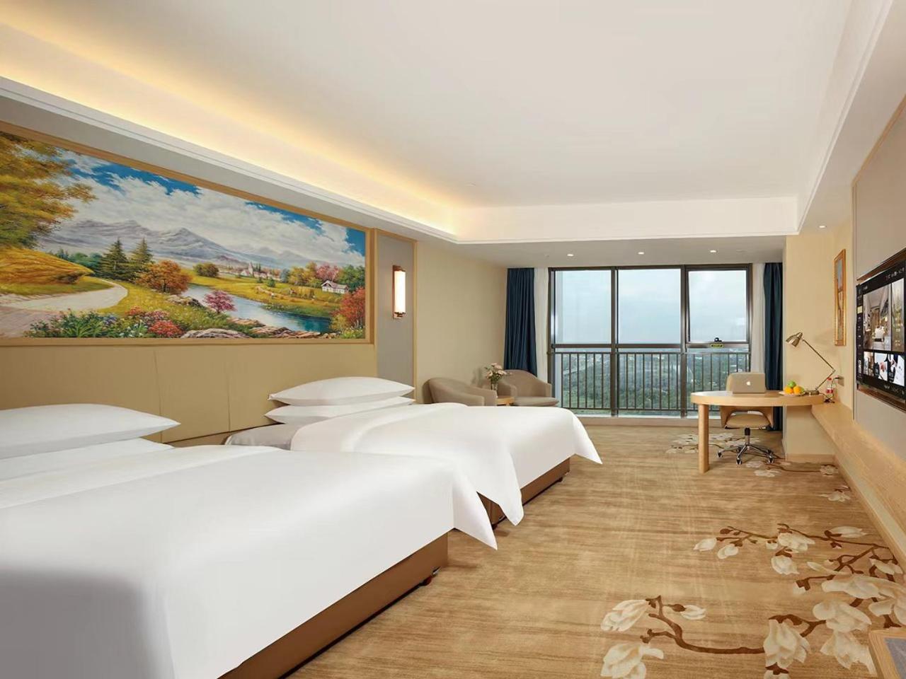 Vienna International Hotel Wenchang