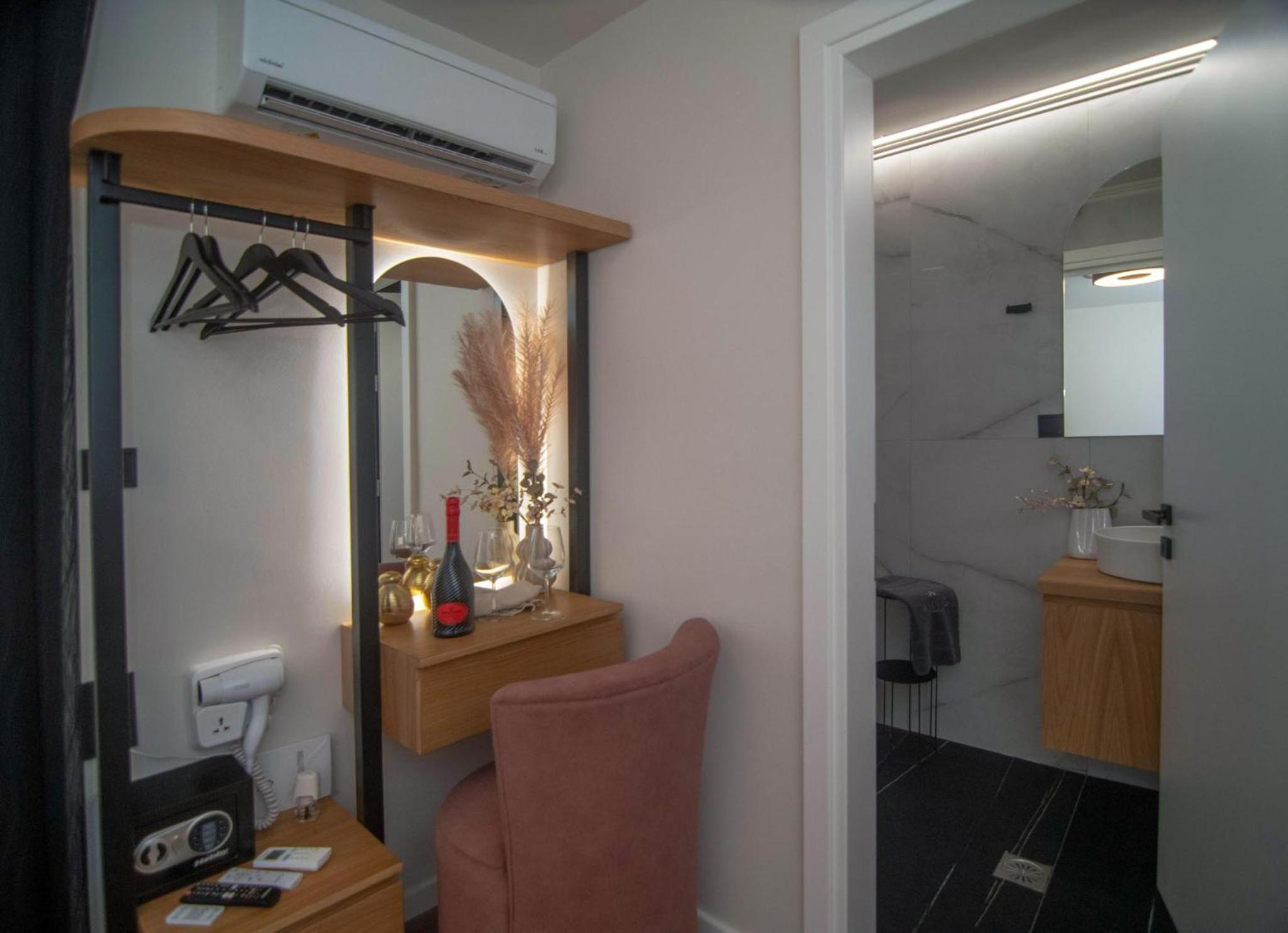 ALIVIO Lux Residences view 5