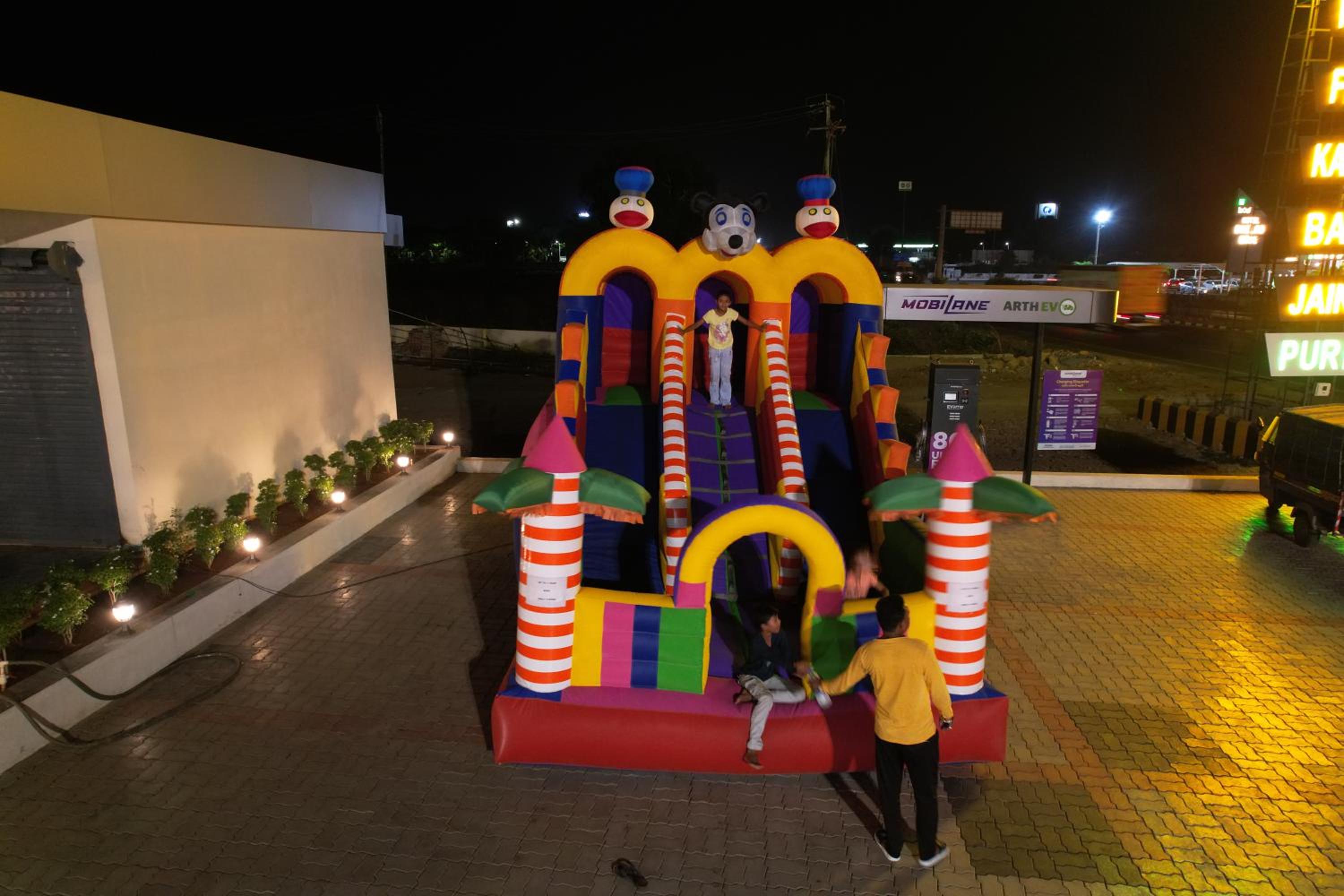 Hotel Grand Haveli view 2