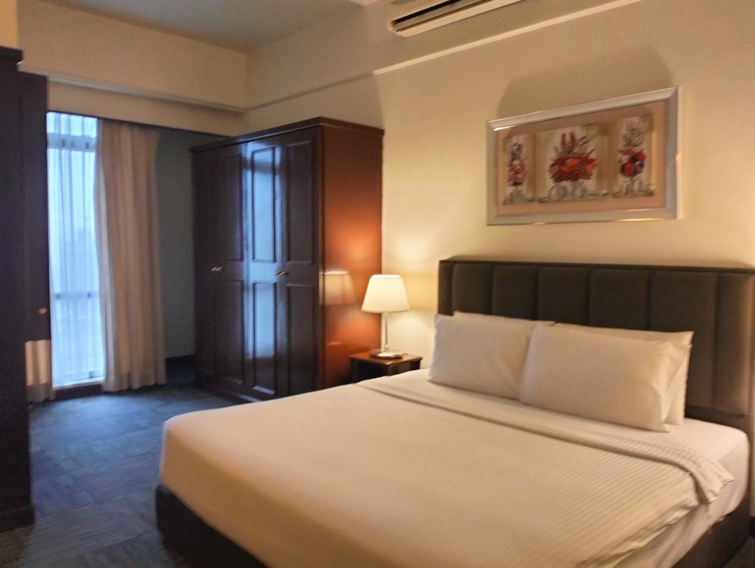 Habibi Suite Berjaya Times Square KL
