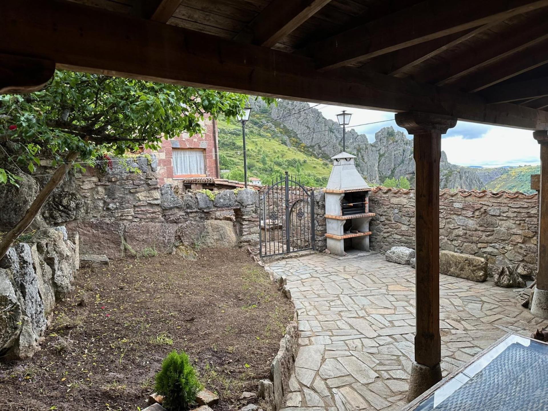 Casa rural C de Caballo, Valdorria Brother Law SL view 4