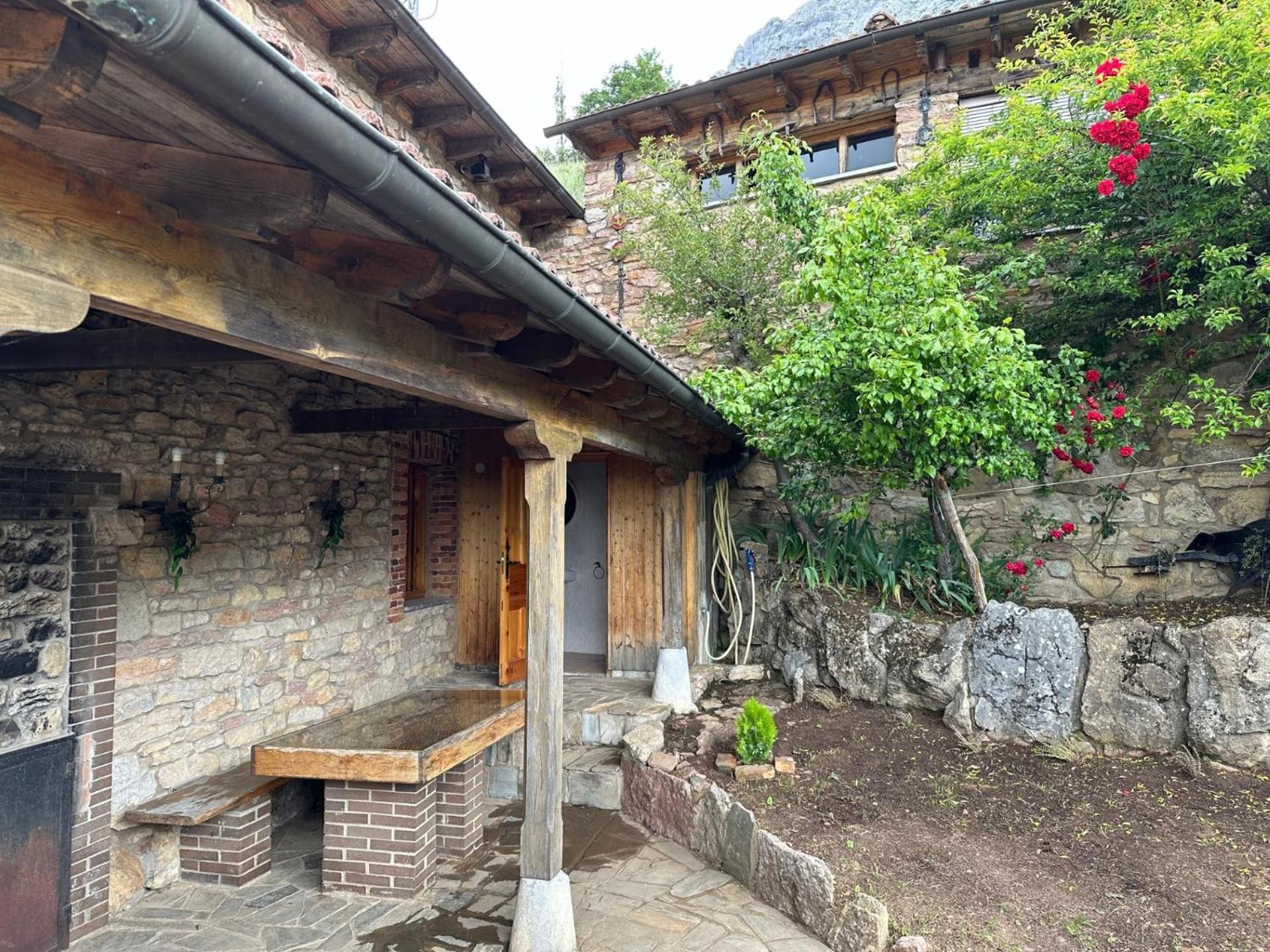 Casa rural C de Caballo, Valdorria Brother Law SL view 5