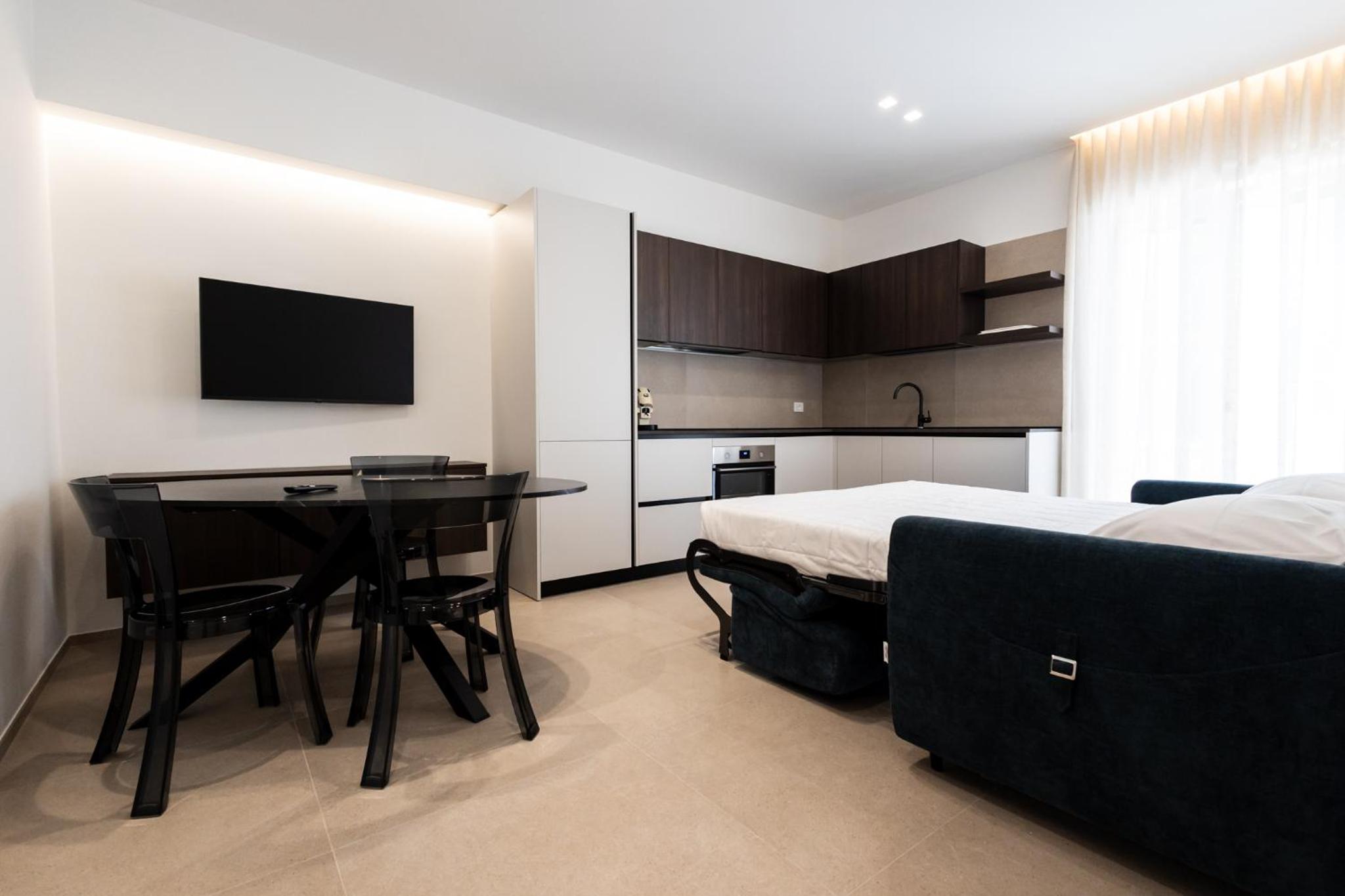 Lenuccia Home view 5