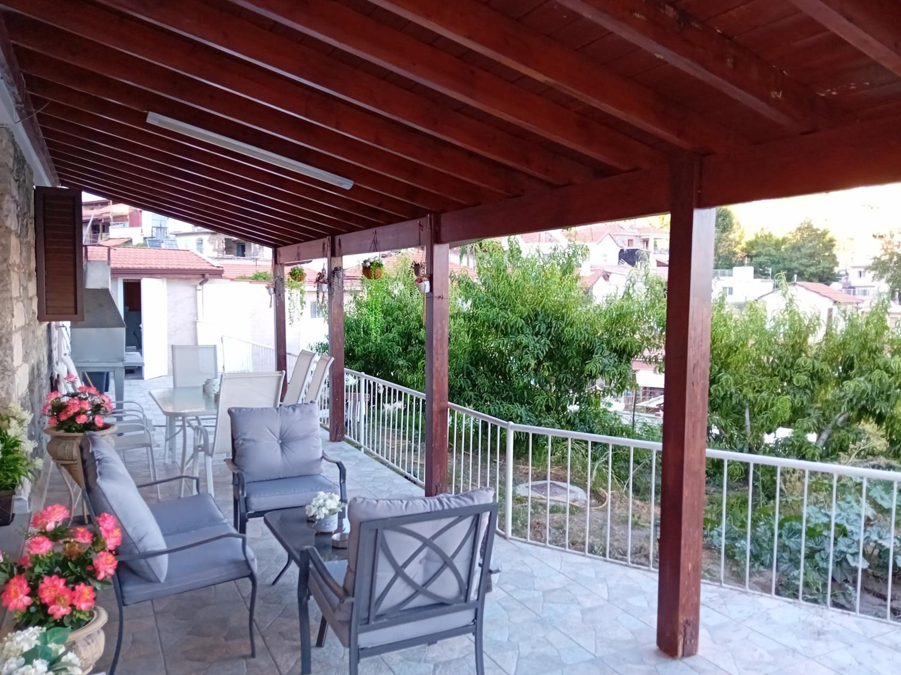 Traditional house in pelendri